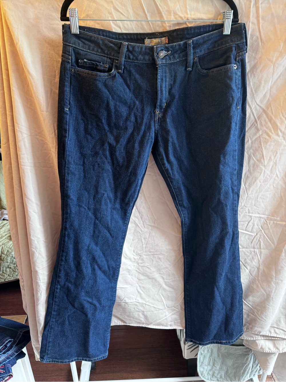 Signature by Levi Strauss Women’s Boot Cut Jeans in Dark Blue